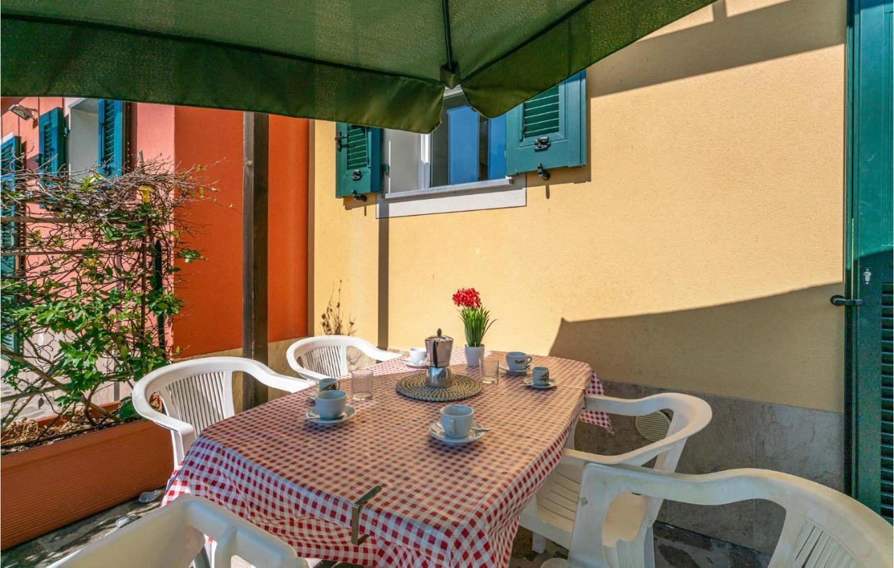La Casa Gialla Фрамура Экстерьер фото